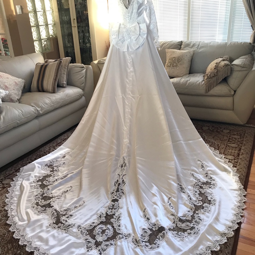 Wedding dress